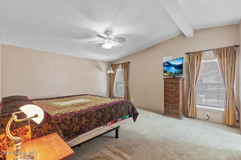 2204 W Pellinore Way Post Falls ID 83854