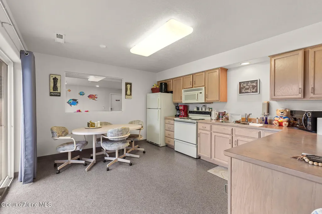 2204 W Pellinore Way Post Falls ID 83854