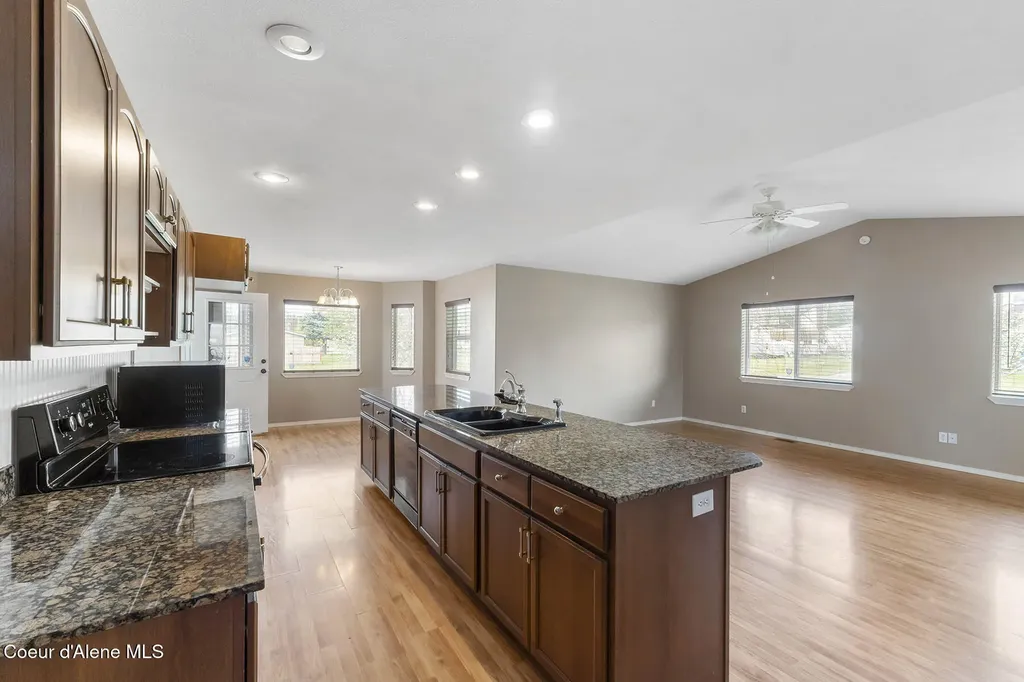 372 Glidden Avenue Priest River ID 83856