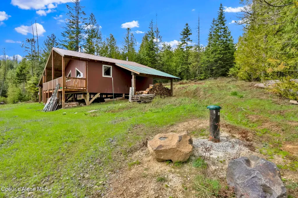 1149 Dusty Lane St. Maries ID 83861