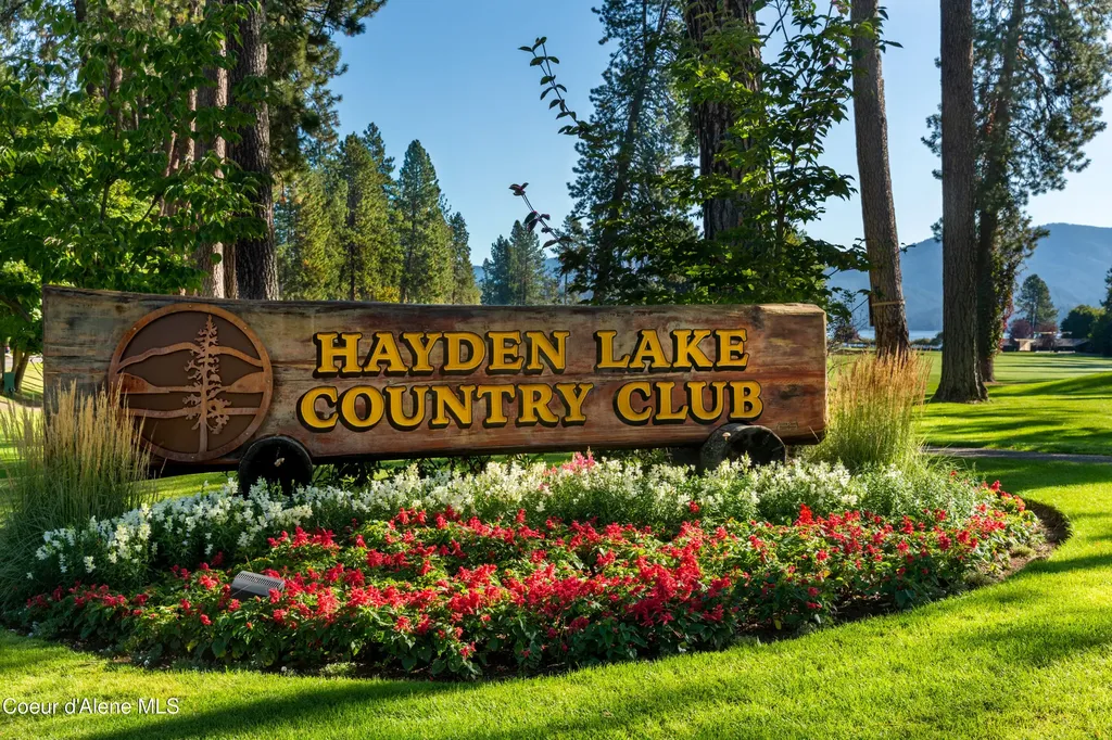621 E Round Up Circle Hayden ID 83835