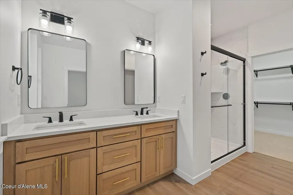 342 E Grosbeak Avenue Hayden ID 83835