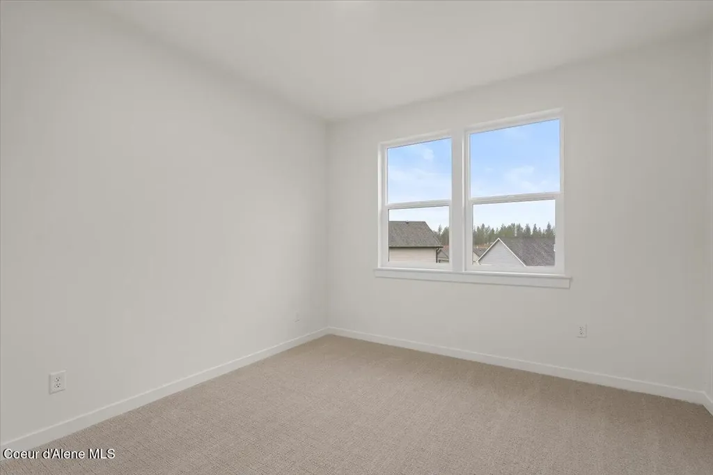 342 E Grosbeak Avenue Hayden ID 83835