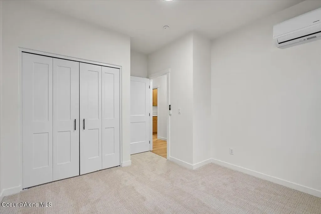 342 E Grosbeak Avenue Hayden ID 83835