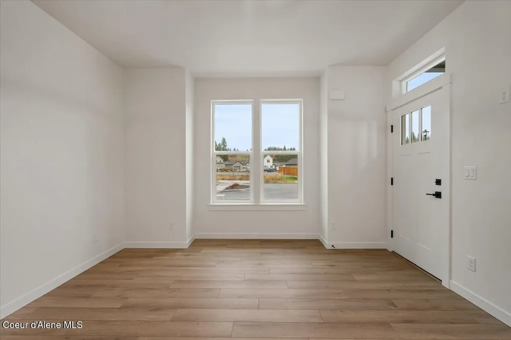 342 E Grosbeak Avenue Hayden ID 83835