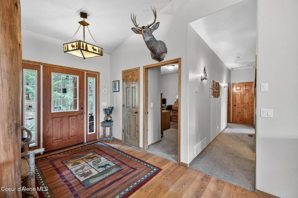 17461 N Right Fork Road Hauser ID 83854