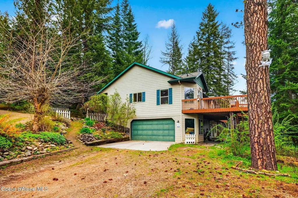 17461 N Right Fork Road Hauser ID 83854