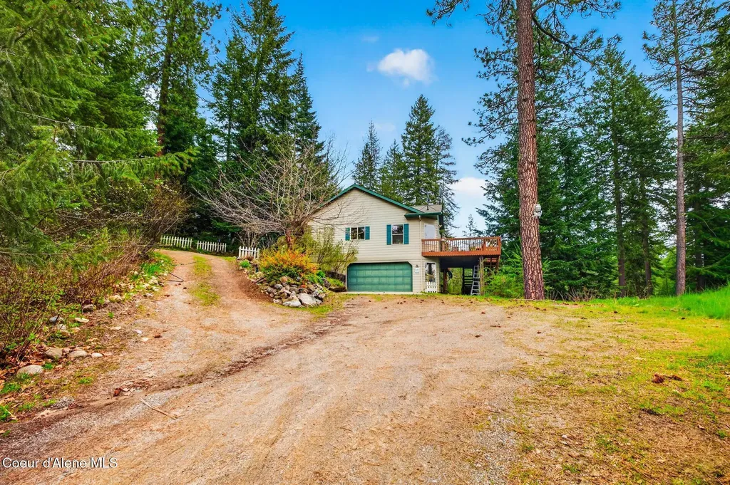 17461 N Right Fork Road Hauser ID 83854
