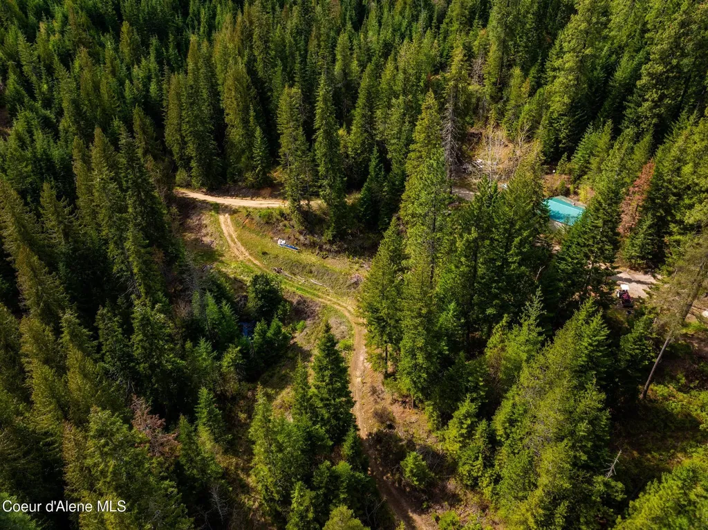17461 N Right Fork Road Hauser ID 83854