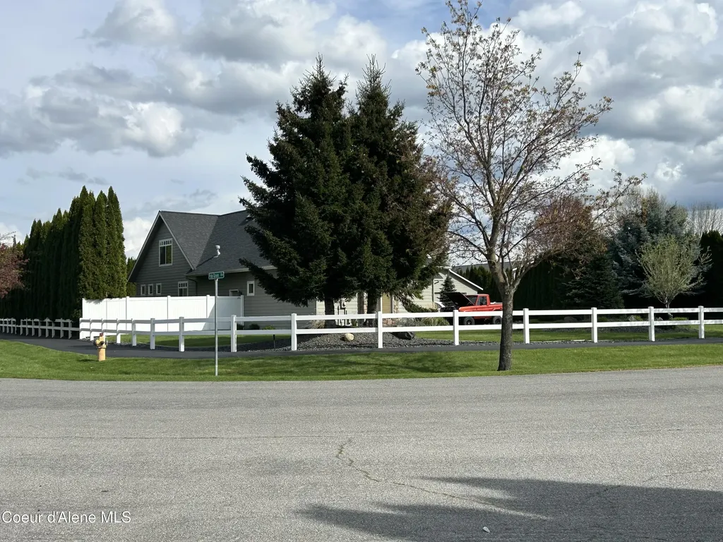 2460 W Polo Green Avenue Post Falls ID 83854
