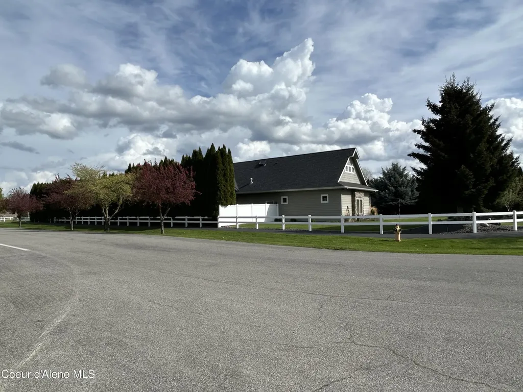 2460 W Polo Green Avenue Post Falls ID 83854