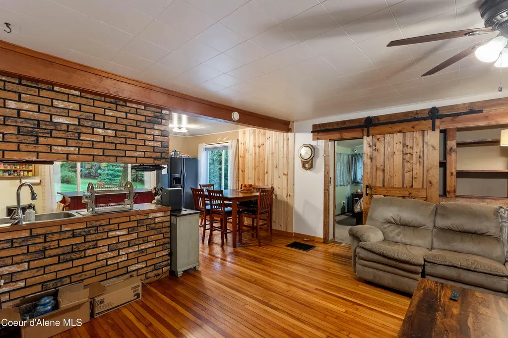 311 Lafayes Way Sagle ID 83860