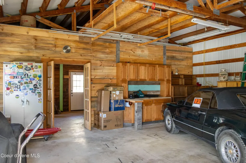 311 Lafayes Way Sagle ID 83860