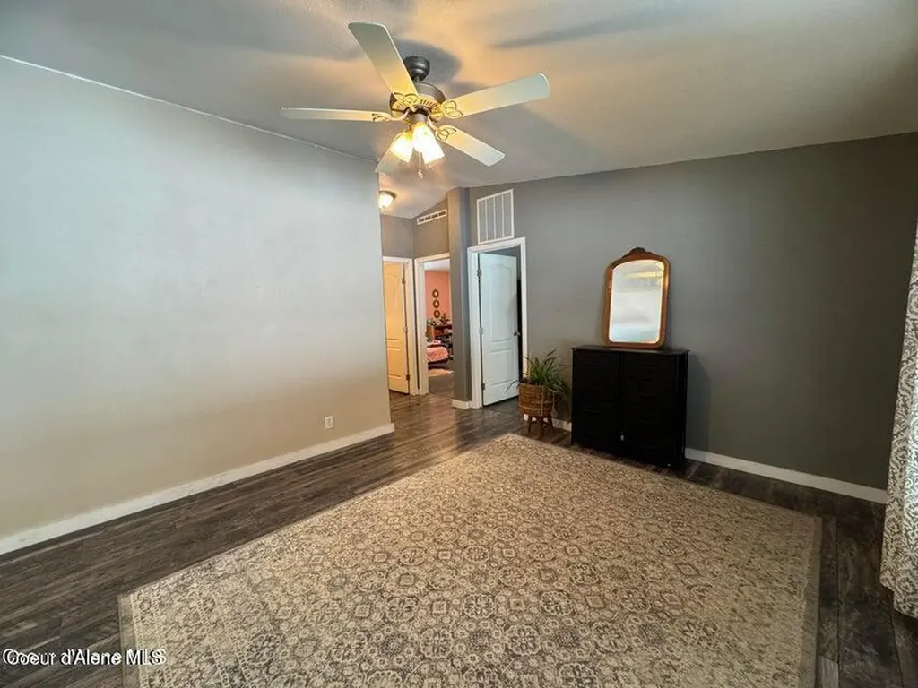 4062 W Seasons Road Rathdrum ID 83858