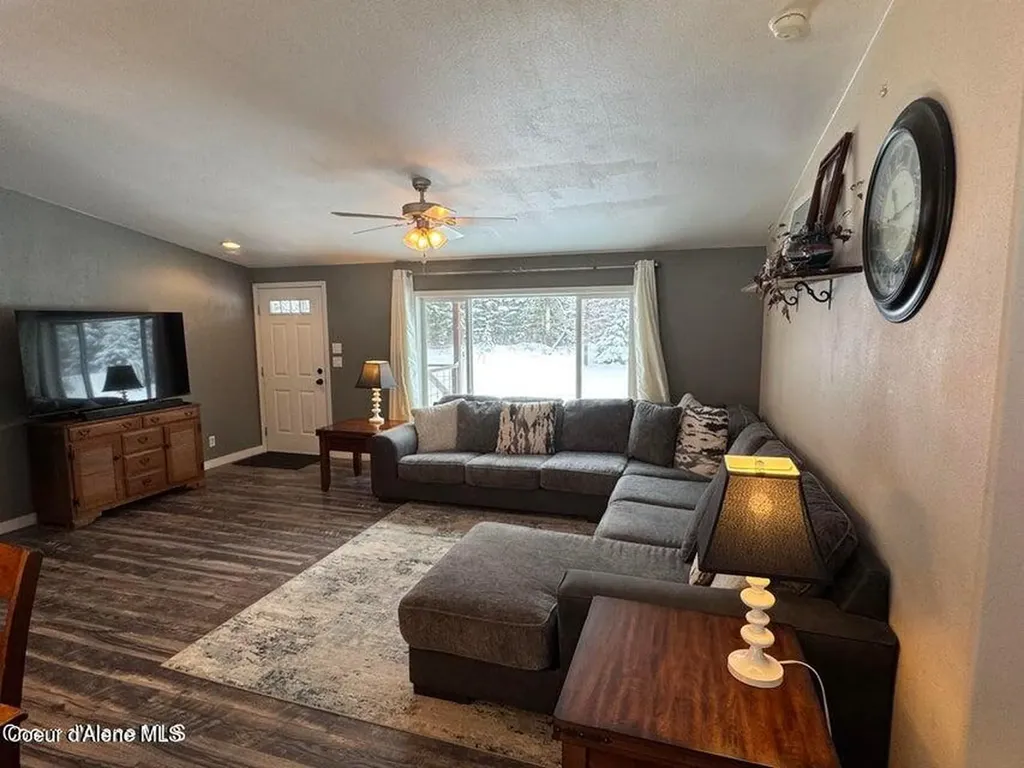 4062 W Seasons Road Rathdrum ID 83858