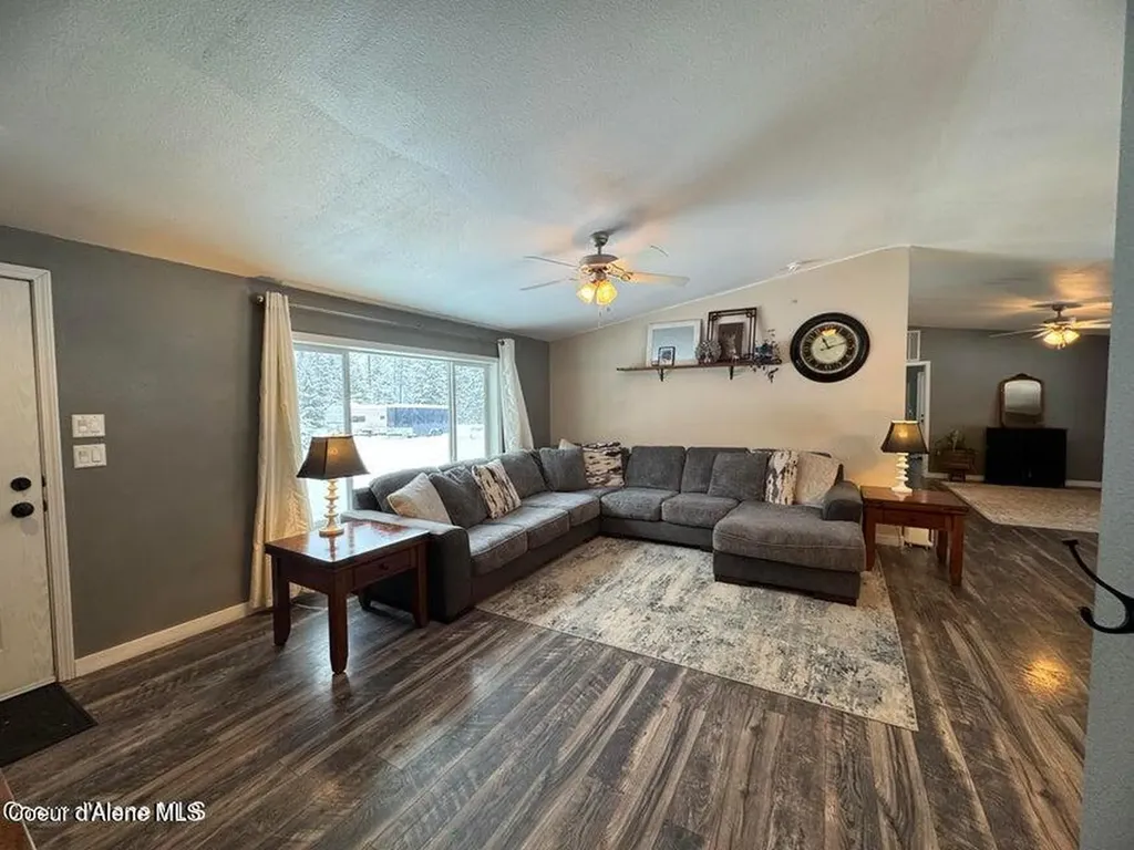 4062 W Seasons Road Rathdrum ID 83858