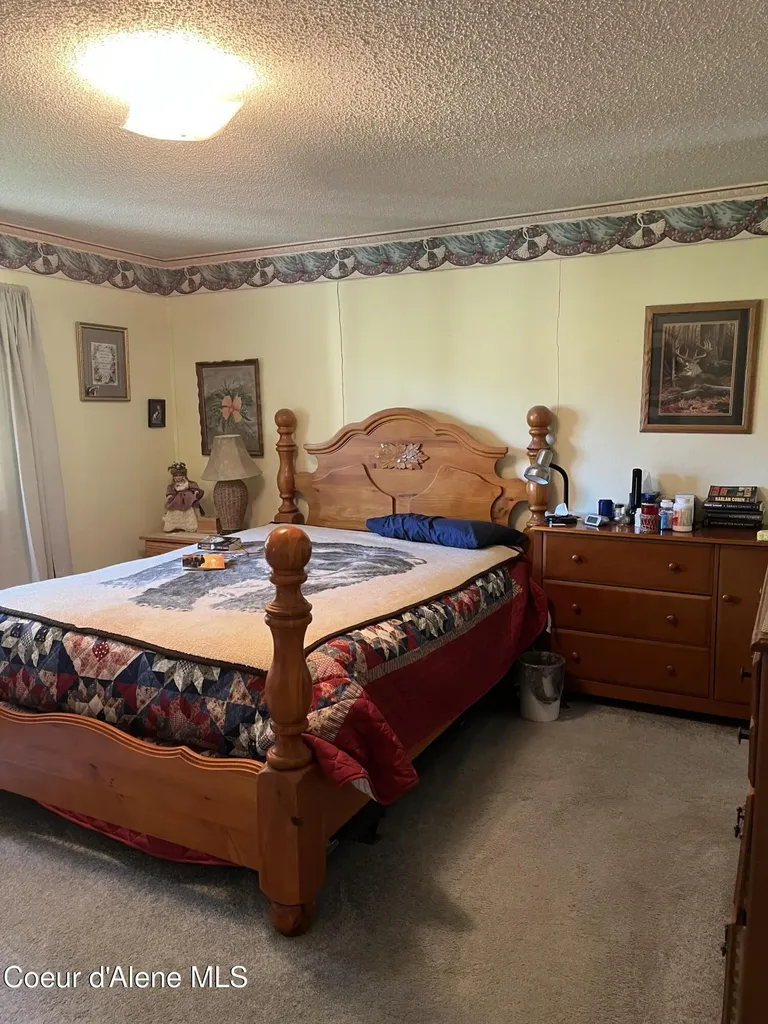 11913 S River Road Cataldo ID 83810