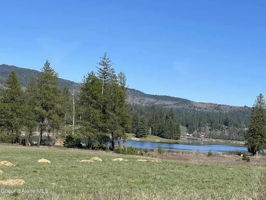 11913 S River Road Cataldo ID 83810