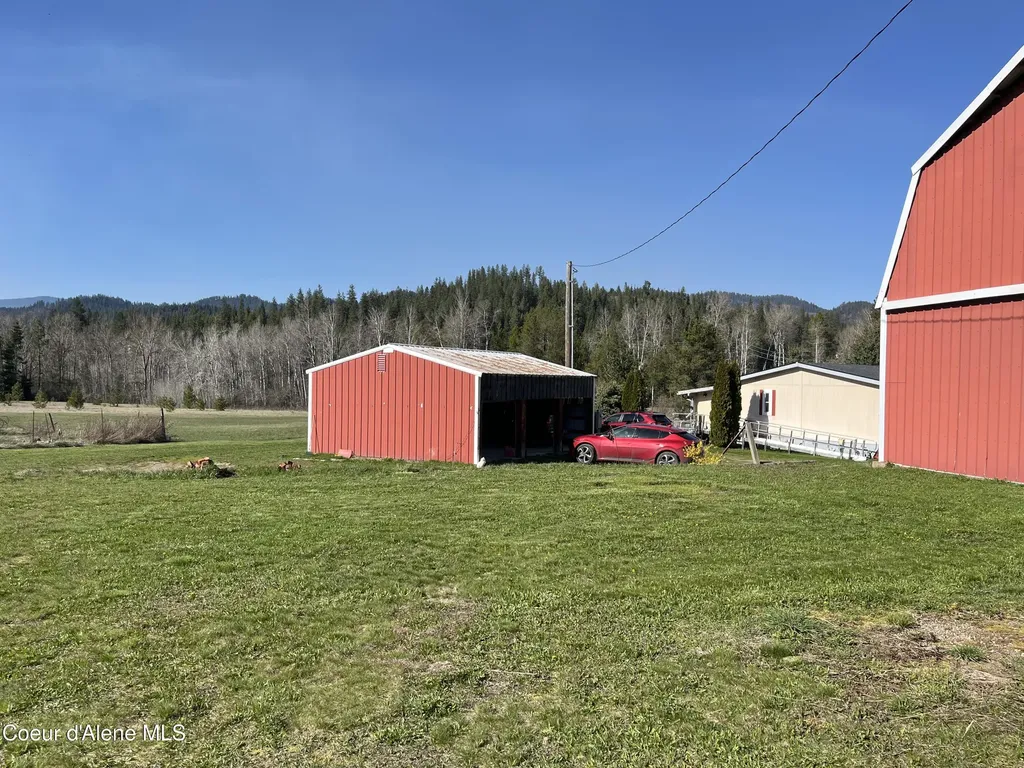 11913 S River Road Cataldo ID 83810