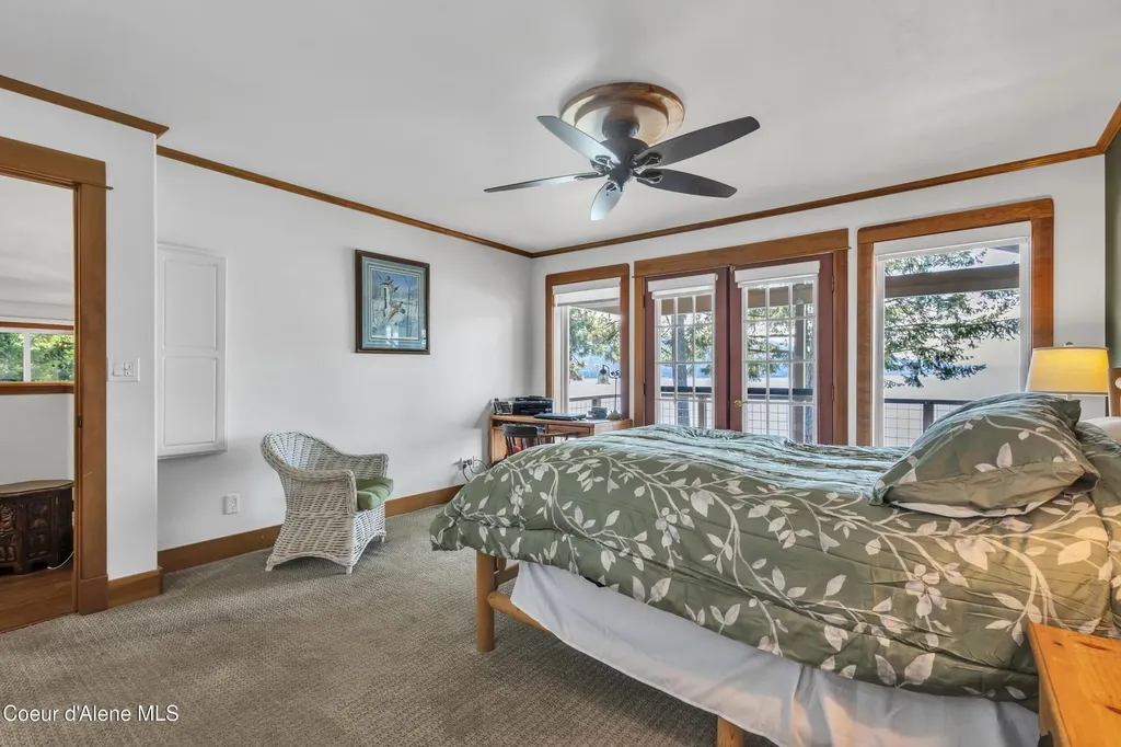 428 E Beachhouse Lane Harrison ID 83833