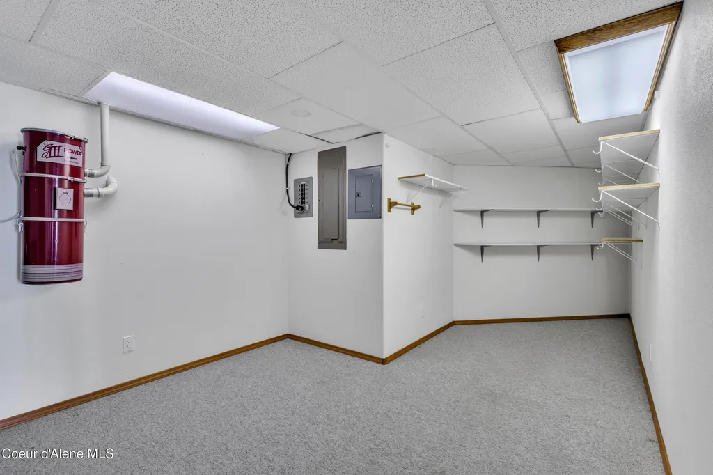 428 E Beachhouse Lane Harrison ID 83833