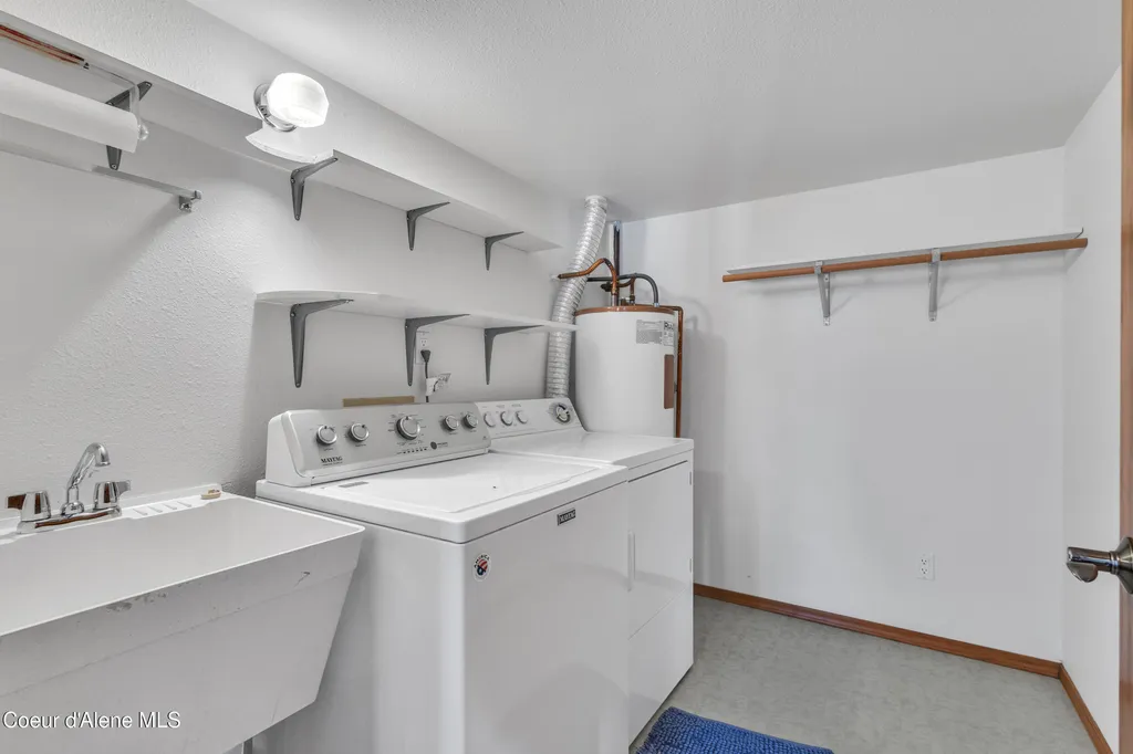428 E Beachhouse Lane Harrison ID 83833