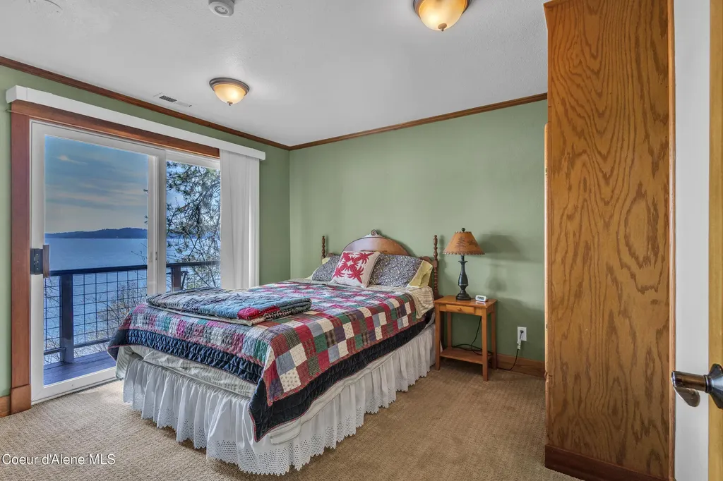 428 E Beachhouse Lane Harrison ID 83833