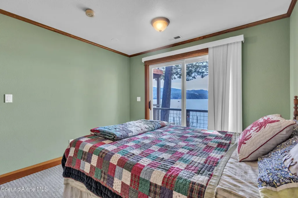 428 E Beachhouse Lane Harrison ID 83833