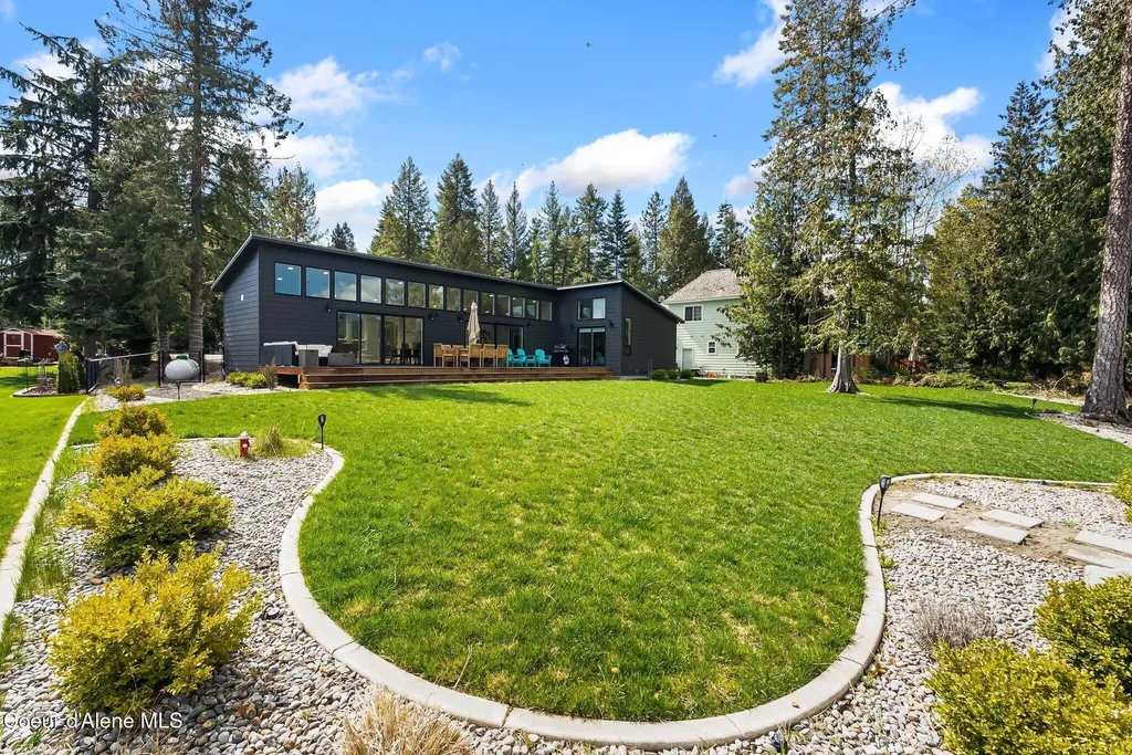 87 Teal Lane Sagle ID 83860