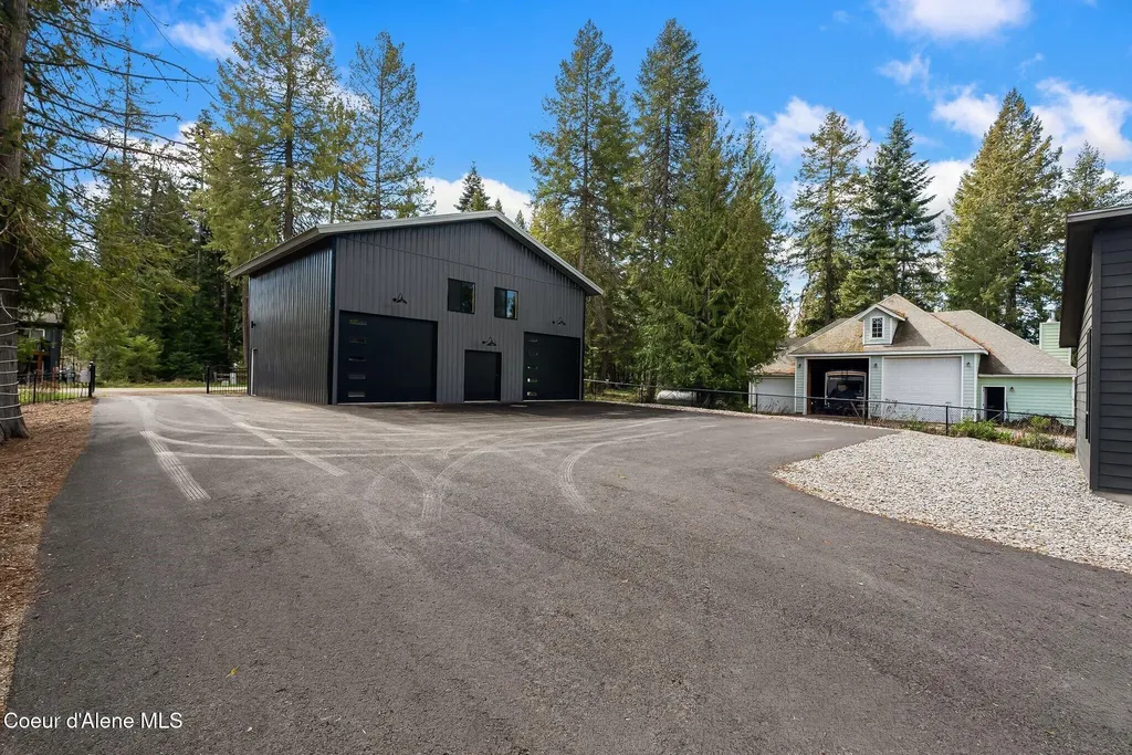 87 Teal Lane Sagle ID 83860