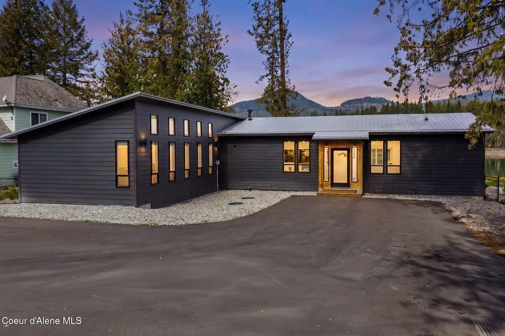 87 Teal Lane Sagle ID 83860