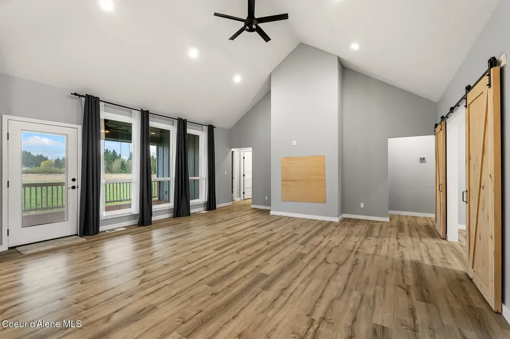 51 Pumphouse Lane Sagle ID 83860
