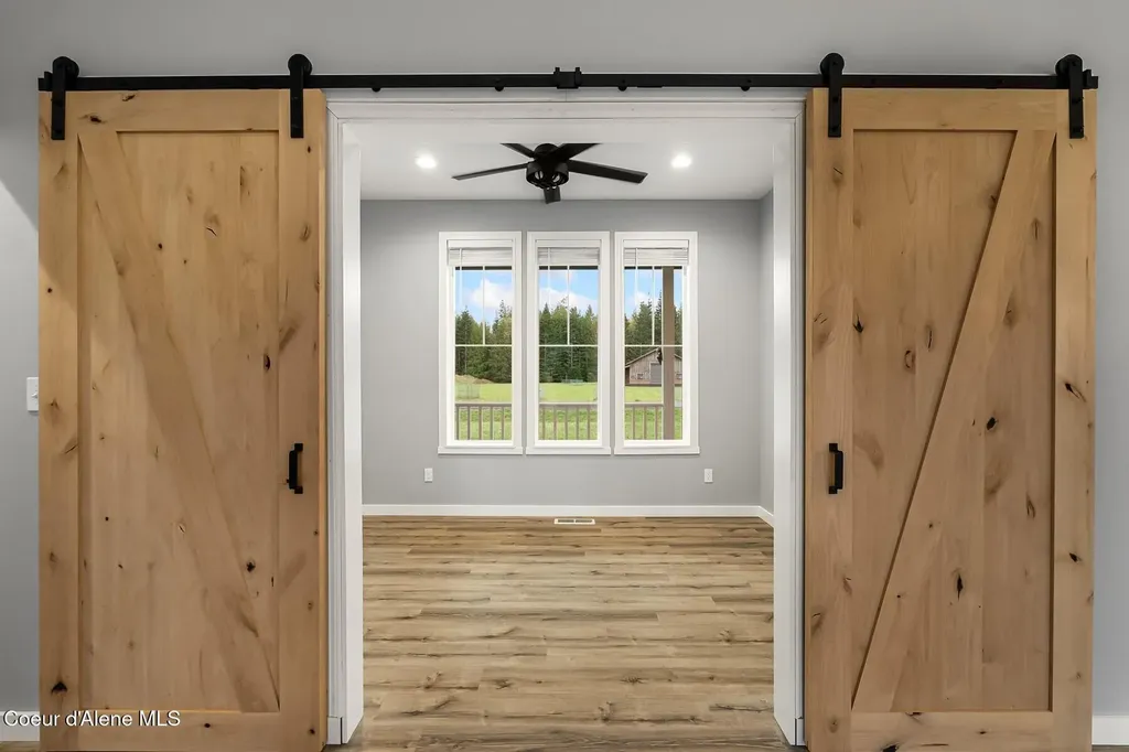 51 Pumphouse Lane Sagle ID 83860