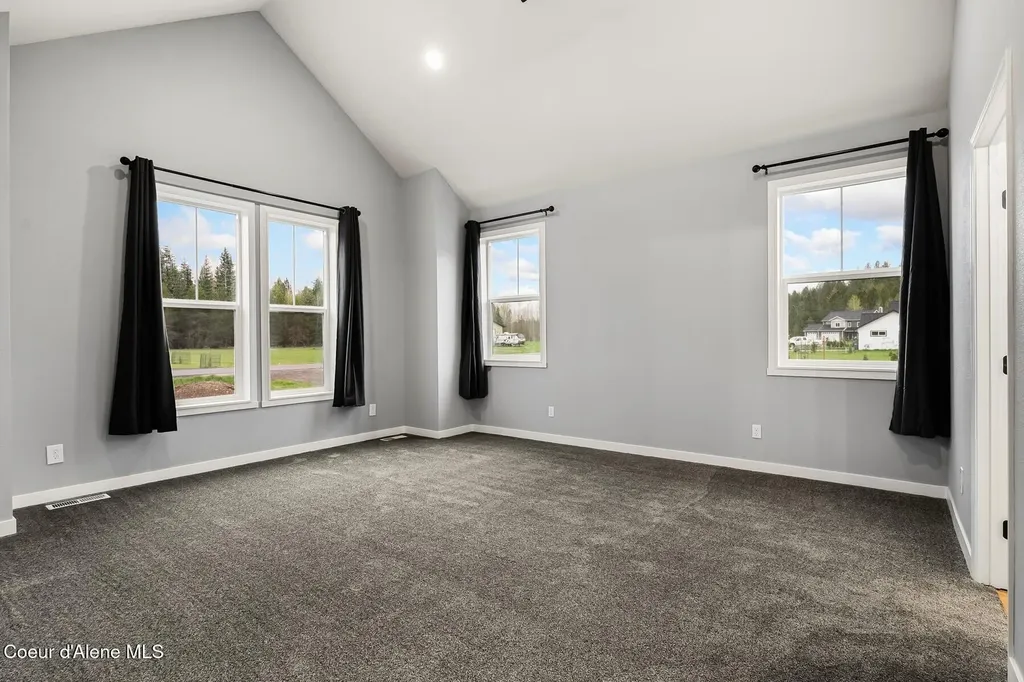 51 Pumphouse Lane Sagle ID 83860