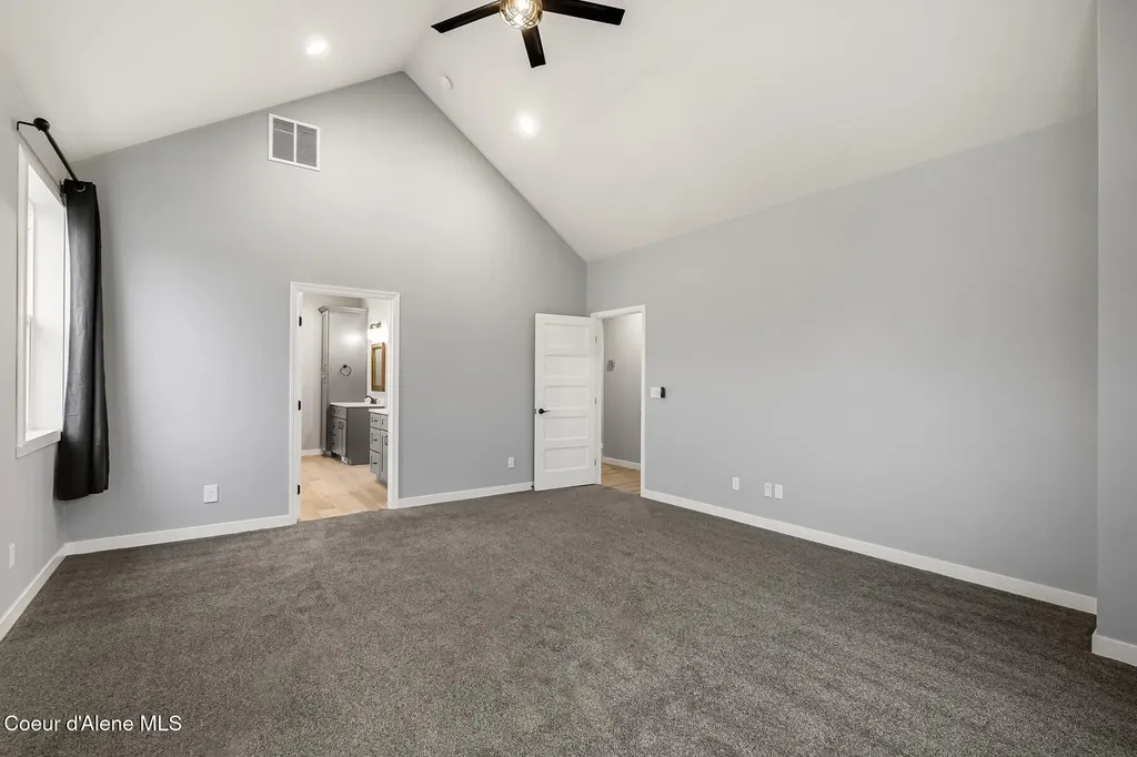 51 Pumphouse Lane Sagle ID 83860