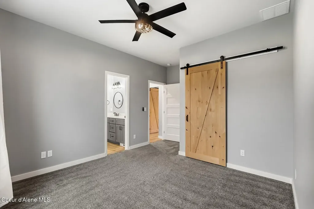 51 Pumphouse Lane Sagle ID 83860