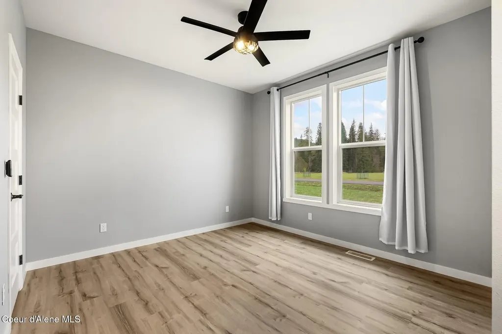 51 Pumphouse Lane Sagle ID 83860