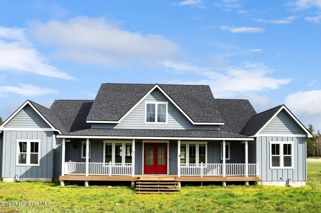 51 Pumphouse Lane Sagle ID 83860