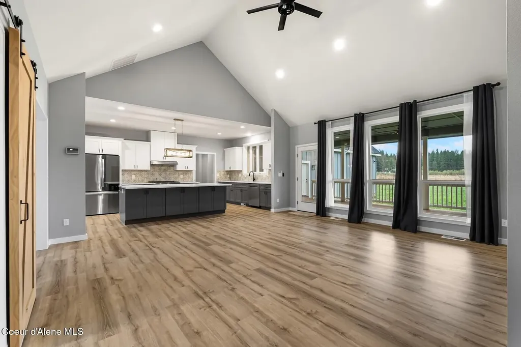 51 Pumphouse Lane Sagle ID 83860