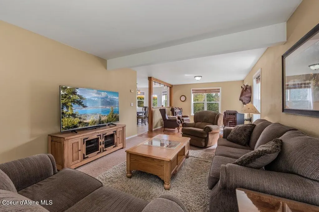 405 Brisboys Road Sagle ID 83860