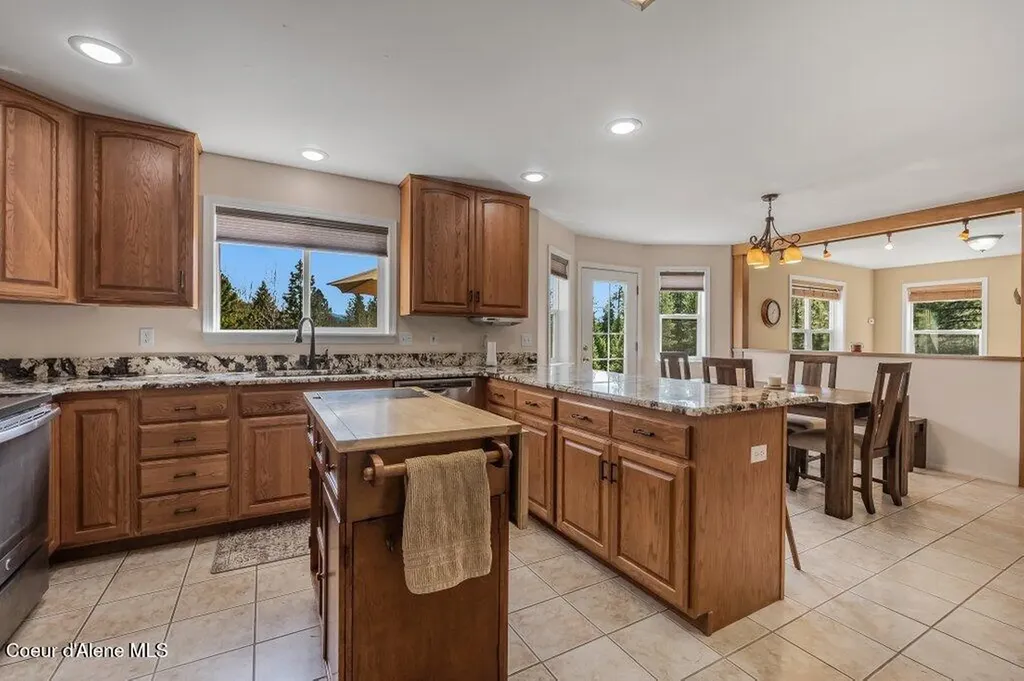 405 Brisboys Road Sagle ID 83860