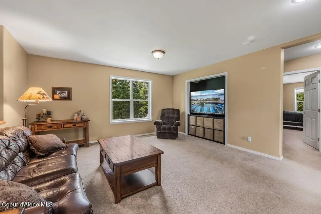 405 Brisboys Road Sagle ID 83860