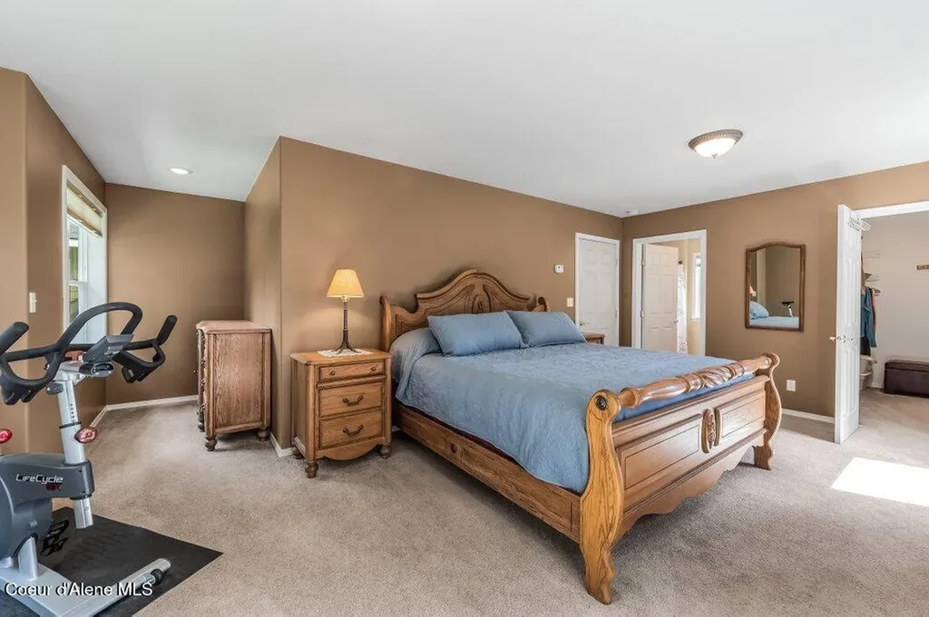 405 Brisboys Road Sagle ID 83860
