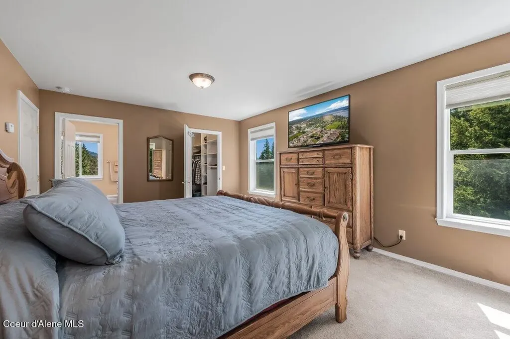 405 Brisboys Road Sagle ID 83860