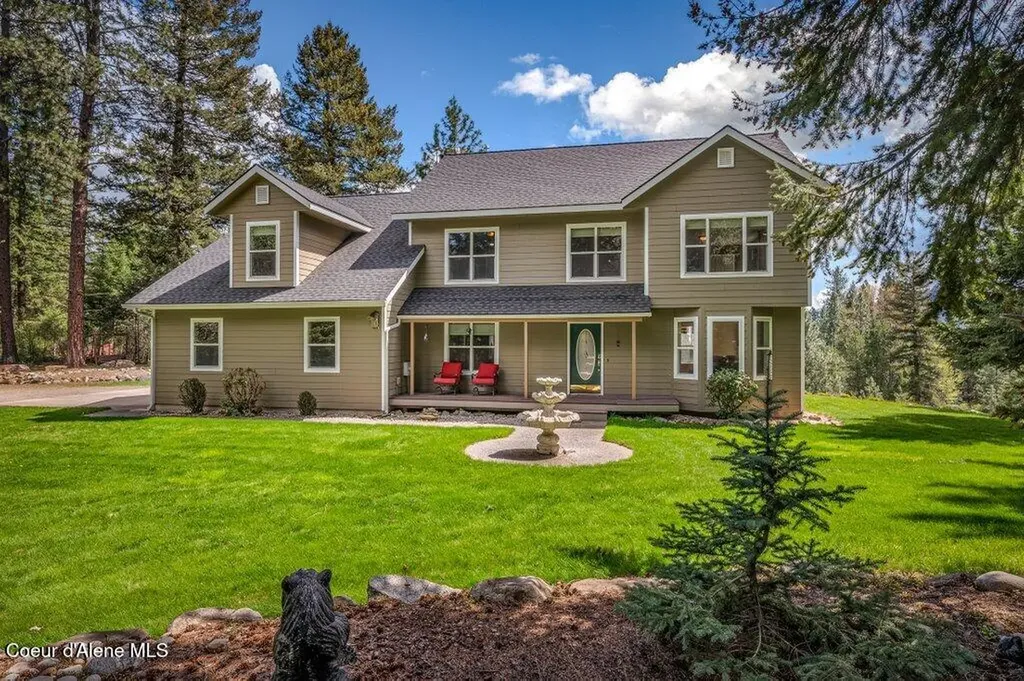 405 Brisboys Road Sagle ID 83860