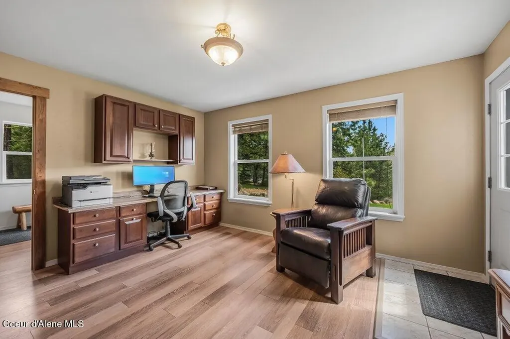 405 Brisboys Road Sagle ID 83860
