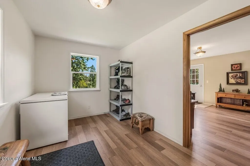 405 Brisboys Road Sagle ID 83860