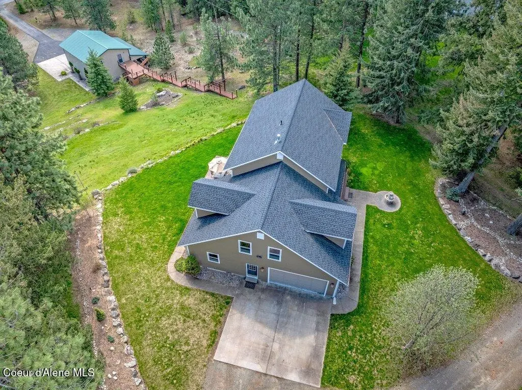 405 Brisboys Road Sagle ID 83860