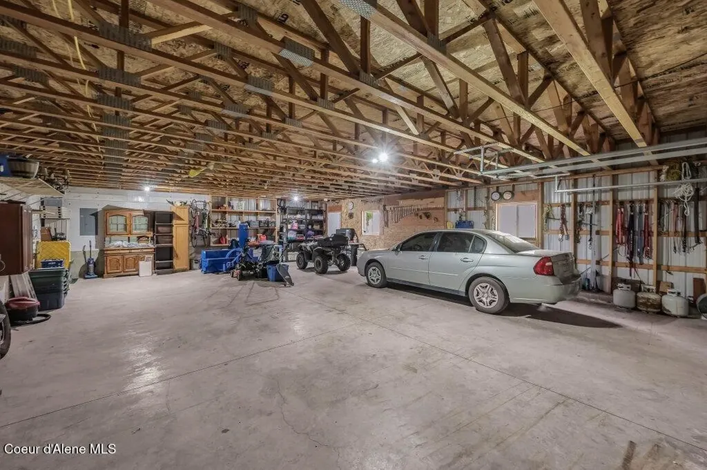 405 Brisboys Road Sagle ID 83860