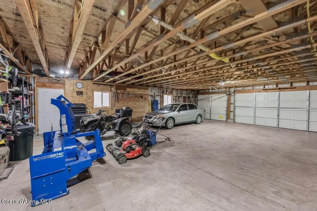 405 Brisboys Road Sagle ID 83860